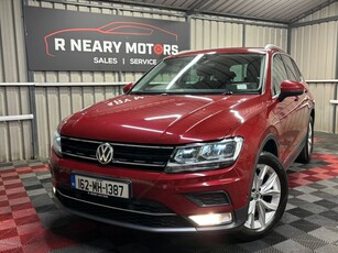 2016 - Volkswagen Tiguan Manual