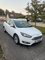 2017 - Ford Focus Manual