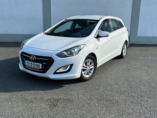 2017 - Hyundai i30 Manual