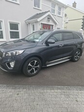 2017 - Kia Sorento Manual