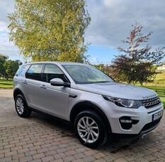 2017 - Land Rover Discovery Manual