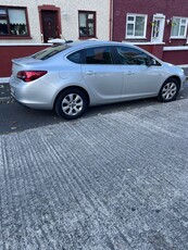 2017 - Opel Astra Manual