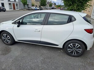 2017 - Renault Clio Manual