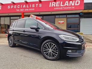 2017 - Volkswagen Touran Automatic