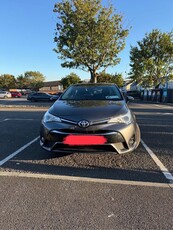 2018 - Toyota Avensis Manual