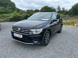 2018 - Volkswagen Tiguan Manual