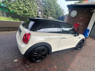 2019 - Mini One Manual