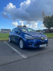 2019 - Renault Clio Manual