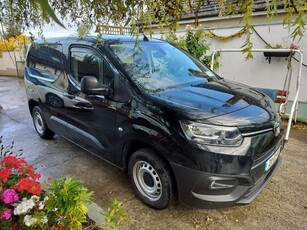 2021 - Toyota ProAce Manual