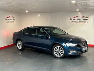 2021 - Volkswagen Passat Manual