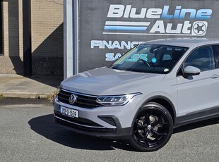 2021 - Volkswagen Tiguan Manual