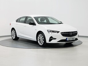 2022 - Opel Insignia Manual