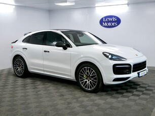 2022 - Porsche Cayenne Automatic