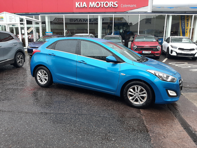 2015 (152) Hyundai i30