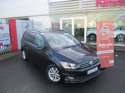 2015 (152) Volkswagen Touran