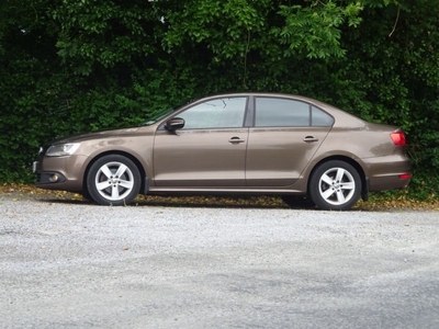 2014 - Volkswagen Jetta Manual