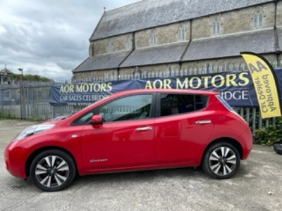 2015 (152) Nissan Leaf