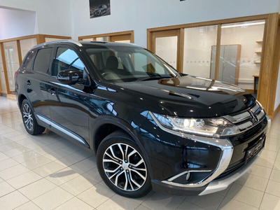 2018 (181) Mitsubishi Outlander