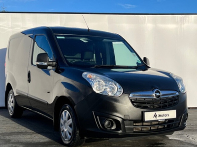 2018 (181) Opel Combo