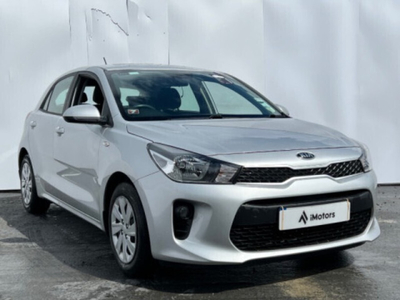 2021 (211) Kia Rio