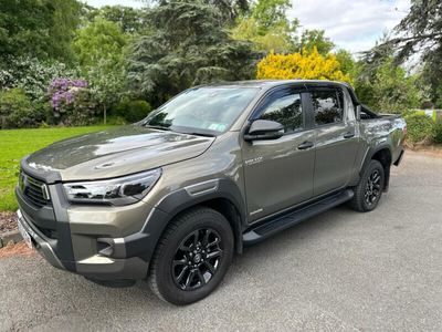 2022 (221) Toyota Hilux