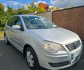 2007 - Volkswagen Polo Manual