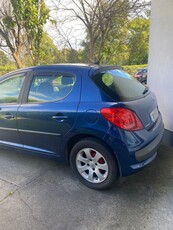 2008 - Peugeot 207 Manual