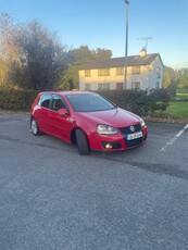 2008 - Volkswagen Golf ---