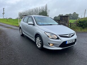 2011 - Hyundai i30 Manual