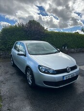 2011 - Volkswagen Golf Manual