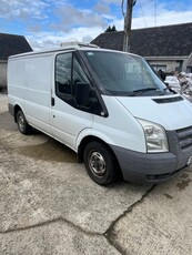 2013 - Ford Transit Manual