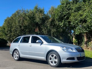 2013 - Skoda Octavia Manual