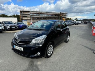 2014 - Toyota Yaris Manual