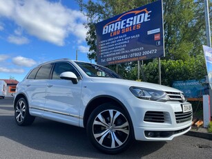 2014 - Volkswagen Touareg Automatic