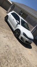 2015 - Volkswagen Golf Manual