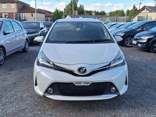 2016 - Toyota Vitz Automatic