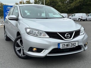 2017 - Nissan Pulsar Manual