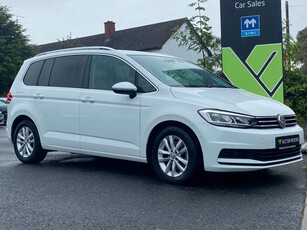 2017 - Volkswagen Touran Automatic