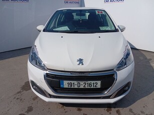 2019 - Peugeot 208 Manual