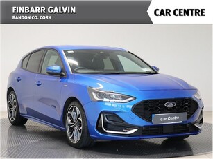 2022 (221) Ford Focus