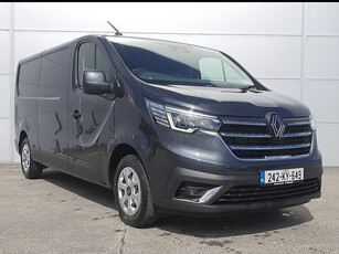 2024 (242) Renault Trafic