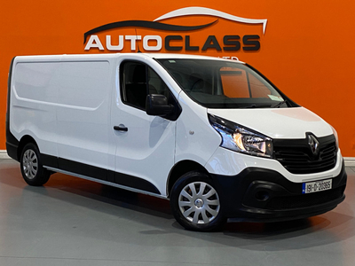 2019 (191) Renault Trafic