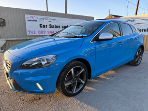 VOLVO V40