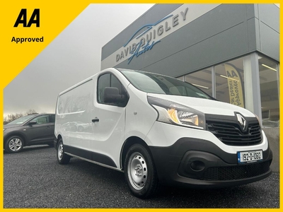 2019 (192) Renault Trafic