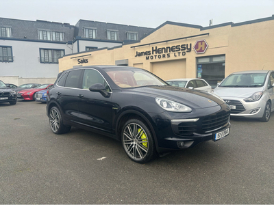 PORSCHE CAYENNE