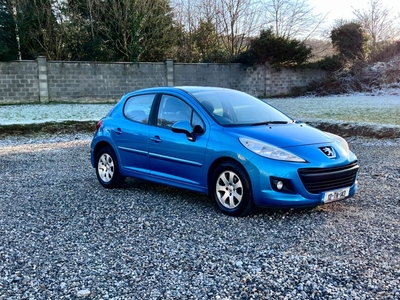 2012 - Peugeot 207 Manual