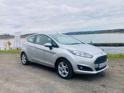 2014 - Ford Fiesta Manual