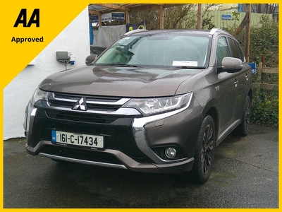 2016 (161) Mitsubishi Outlander