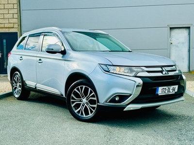 2017 (172) Mitsubishi Outlander