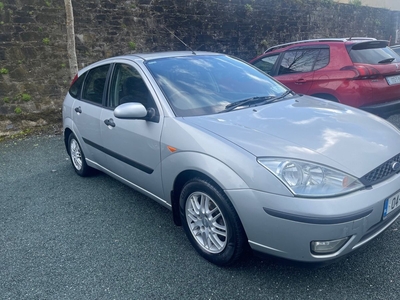 2004 - Ford Focus Manual